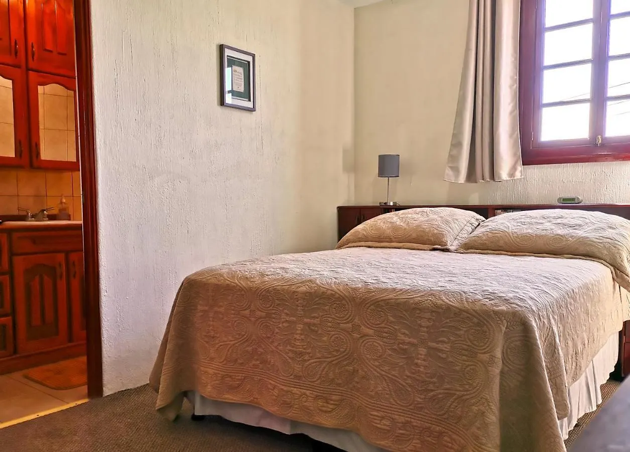 Life Builders Hostel Guatemala City
