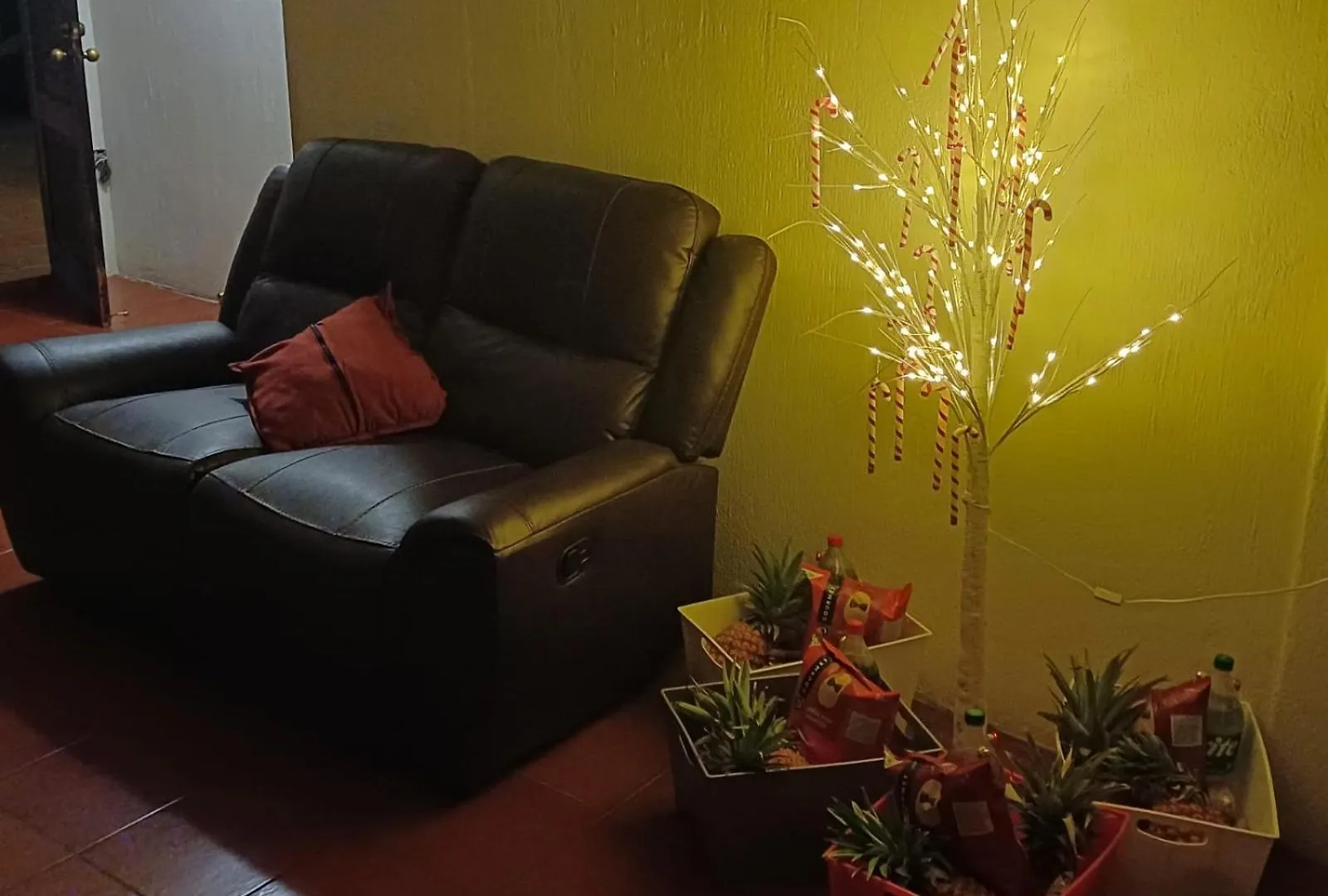 Life Builders Hostel Guatemala City