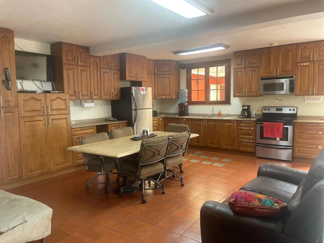 Life Builders Hostel Guatemala City